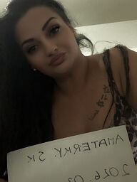 Priya Xoxo, Nitra, 31 rokov