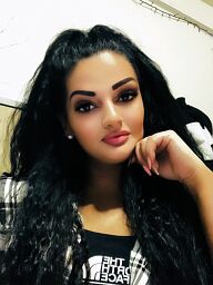 Priya Xoxo, Nitra, 31 rokov