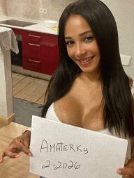 Amaya, Bratislava - Staré Mesto, 22 rokov