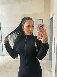 Victoria, Bratislava - Staré Mesto, 28 rokov