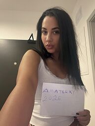 Laura, Dunajská Streda, 22 rokov