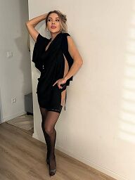 Nirvana, Bratislava - Karlova Ves, 33 rokov