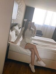 Lara, Bratislava - Ružinov, 24 rokov