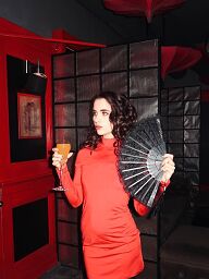 Dina, Bratislava - Nové Mesto, 21 rokov