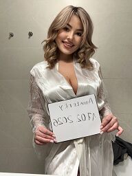 Anna, Trencin, 27 years