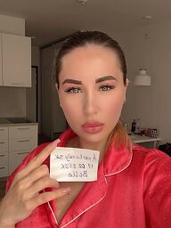 Bella, Bratislava - Ružinov, 21 rokov