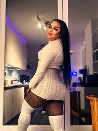 Trans Viktoria, Sala, 26 years