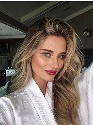 Elieen, Bratislava - Nové Mesto, 25 rokov