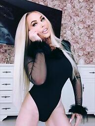 Jully, Malacky, 40 rokov