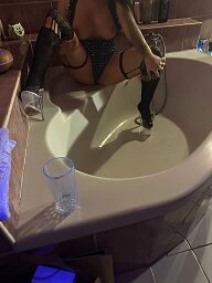 Karin, Trencin, 27 years