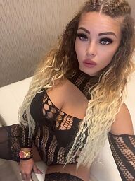 Kelly, Dunajská Streda, 28 rokov