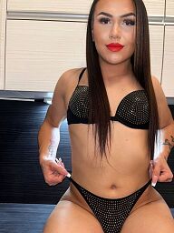 Shemale Mia, Nové Zámky, 21 rokov