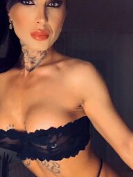 Jeny Cz, Bratislava - Rača, 29 rokov