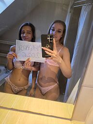 Nelly a Amira, Nové Zámky, 20 rokov