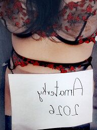 Naty aj Masáž, Nove Zamky, 32 years