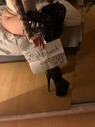 Milf Mia, Bratislava - Ružinov, 22 rokov