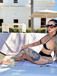 Chavely, Bratislava - Staré Mesto, 28 rokov