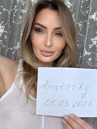 Karolina, Bratislava - Nové Mesto, 24 rokov