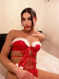 Shemale Viki, Dunajská Streda, 18 rokov