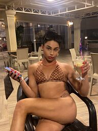 Shemale Viki, Dunajská Streda, 18 rokov