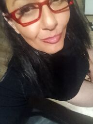 Kikina, Trnava, 32 rokov