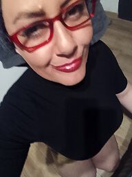 Kikina, Trnava, 32 rokov