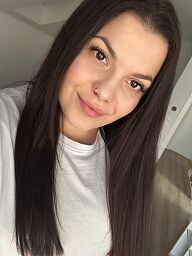 Sandra, Bratislava - Podunaj. Biskupice, 27 rokov