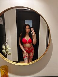 Liza, Nitra, 24 years