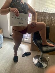 Zuzka, Piestany, 32 years