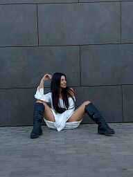 Megan Fox, Bratislava - Ružinov, 30 rokov