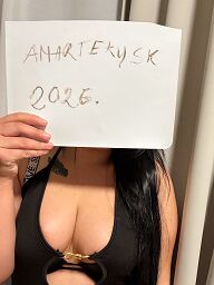 Ashley, Bratislava - Ružinov, 19 rokov