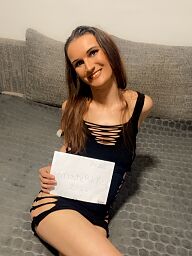 Laura, Dunajská Streda, 24 rokov