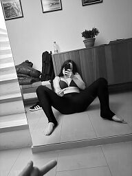 Nina (24), Bratislava - Staré Mesto, ID:17711