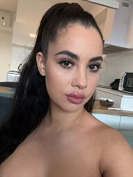 Laura, Dunajská Streda, 22 rokov