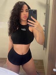 Laura, Dunajská Streda, 22 rokov