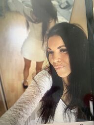 Laura Cz, Bratislava - Nové Mesto, 40 rokov