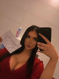 Jasmin, Bratislava - Karlova Ves, 19 rokov