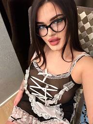 Milana, Bratislava - Nové Mesto, 19 rokov