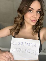 Nika, Bratislava - Ružinov, 22 rokov