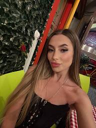 Felicia, Bratislava - Nové Mesto, 24 rokov