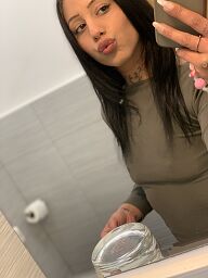 Vanesa, Bratislava - Nové Mesto, 24 rokov