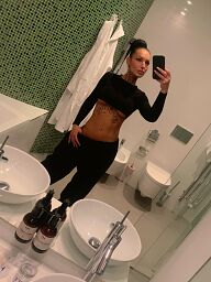 Jenny Cz, Bratislava - Nové Mesto, 29 rokov