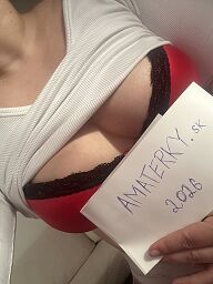 Zuzka Anál, Nitra, 30 rokov