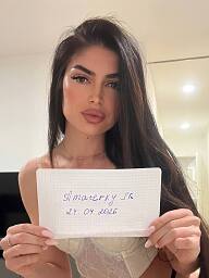 Sandra, Bratislava - Ružinov, 22 rokov