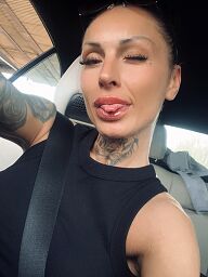 Jenny Cz, Bratislava - Nové Mesto, 29 rokov