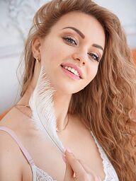 Kate, Bratislava - Karlova Ves, 24 rokov
