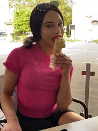 Shemale Viki, Dunajská Streda, 18 rokov