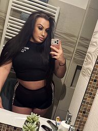 Trans Melody, Nitra, 22 years