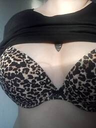 Dona X, Samorin, 28 years