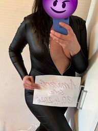 Sofia, Bratislava - Nové Mesto, 32 rokov